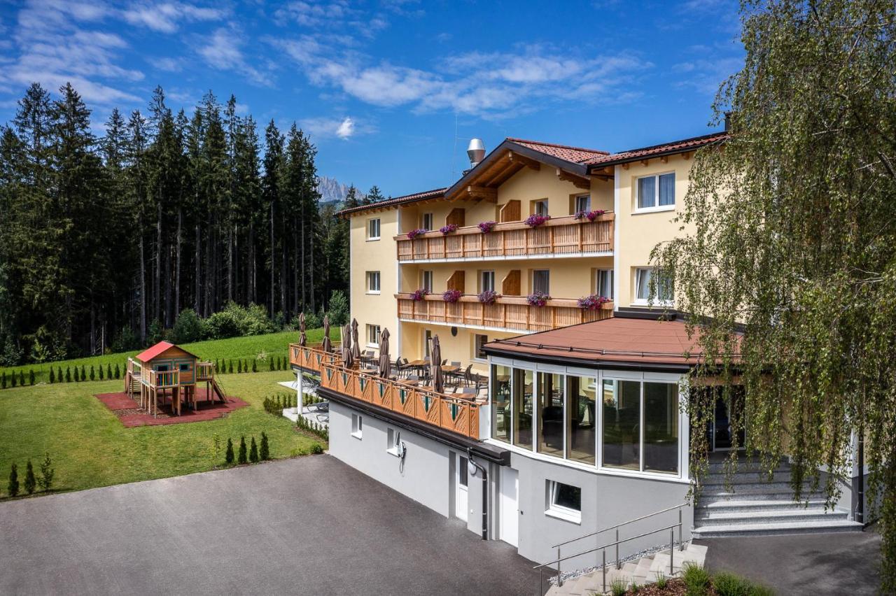 Der Alpenblick Hotel Sankt Johann im Pongau Bagian luar foto