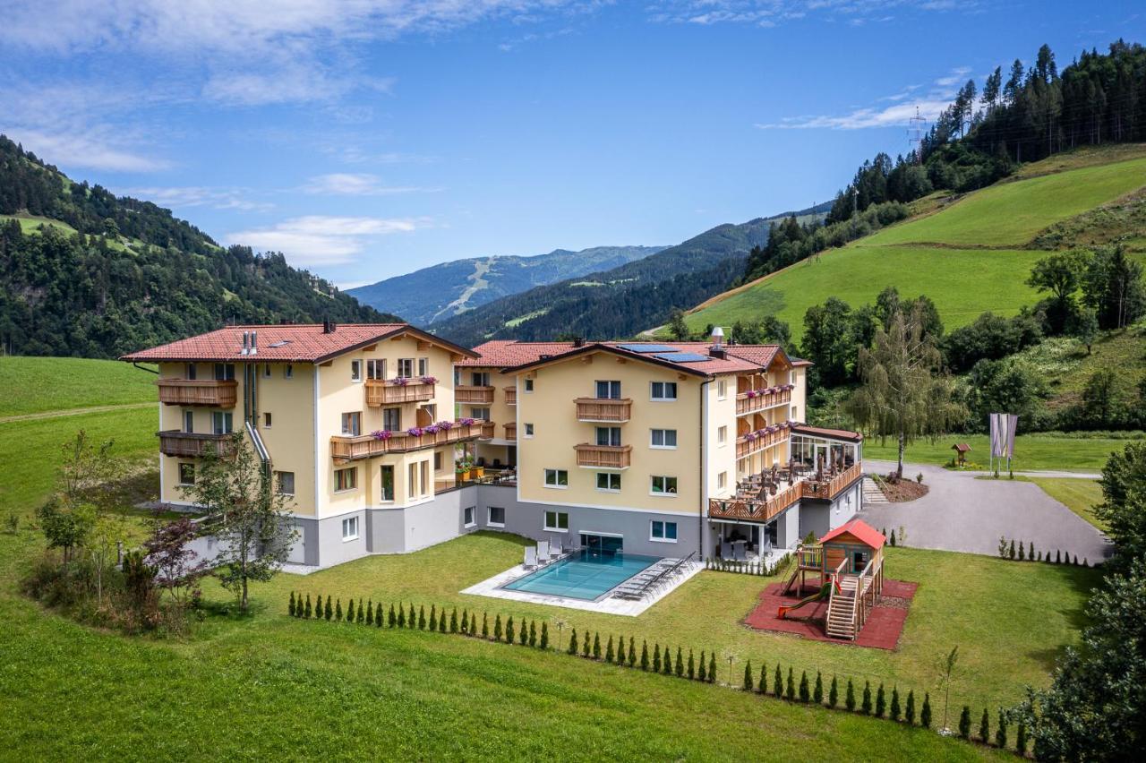 Der Alpenblick Hotel Sankt Johann im Pongau Bagian luar foto